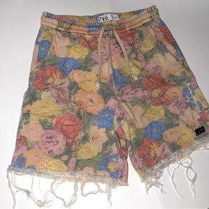 Zara Mens Shorts Floral Print Size Medium